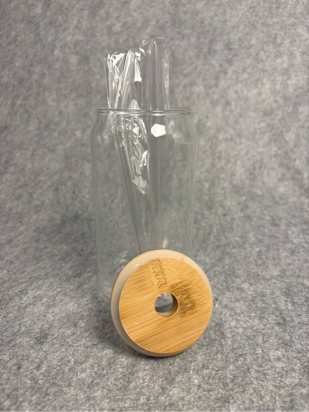 NewEleven 16oz Beer Can Glass with Bamboo Lid & Glass Straws